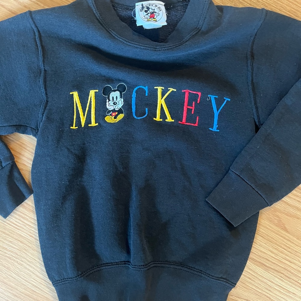 Mickey Vintage Sweatshirt Size says 10-12 but fits more likeโ a 6-7